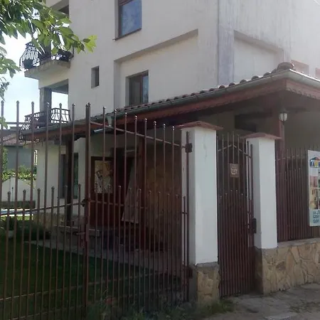 Ilona House Pavel Banya
