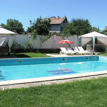 Ilona House Guest house Pavel Banya